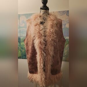 Faux Fur Trimmed Vest in Salmon Pink